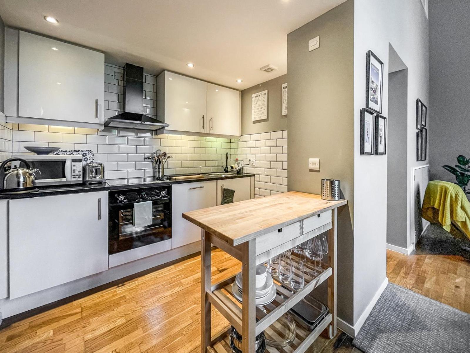 Lofty Apartment In Plymouth Esterno foto