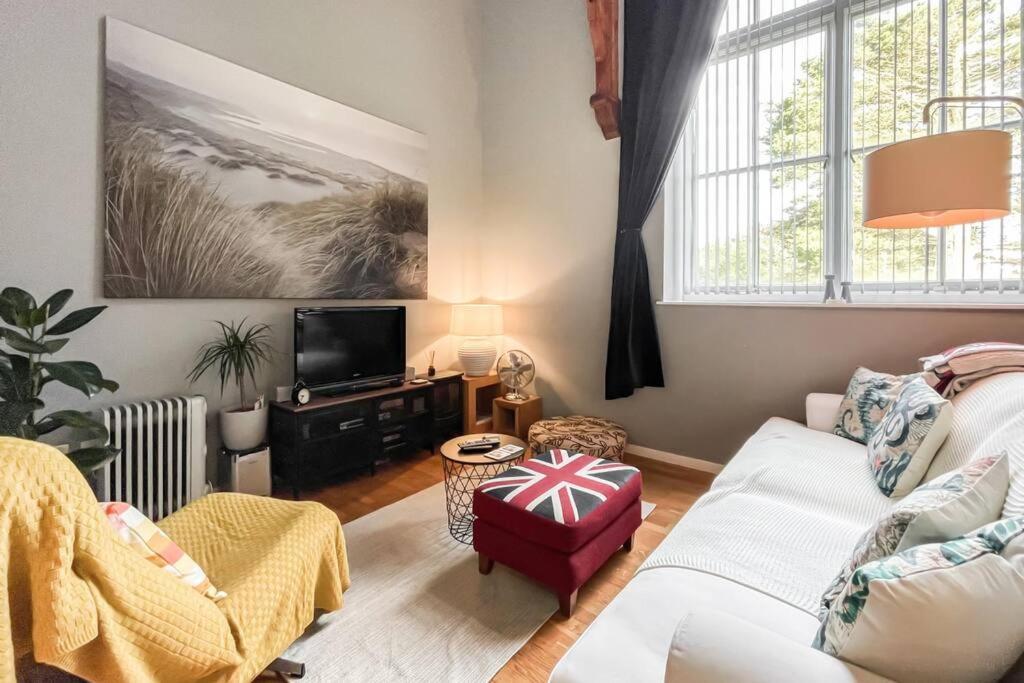 Lofty Apartment In Plymouth Esterno foto