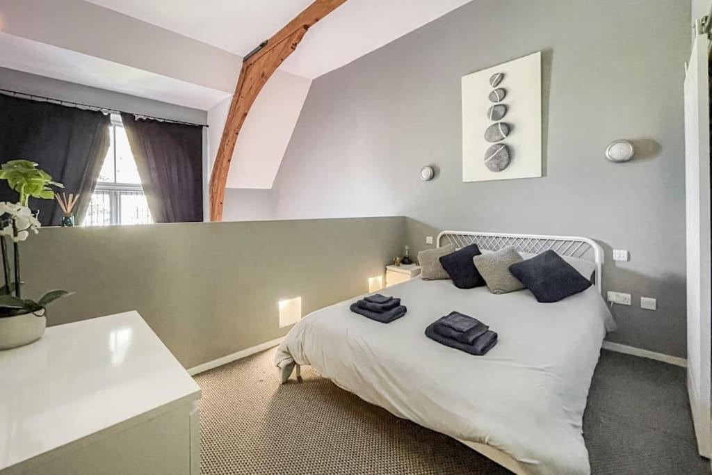 Lofty Apartment In Plymouth Esterno foto